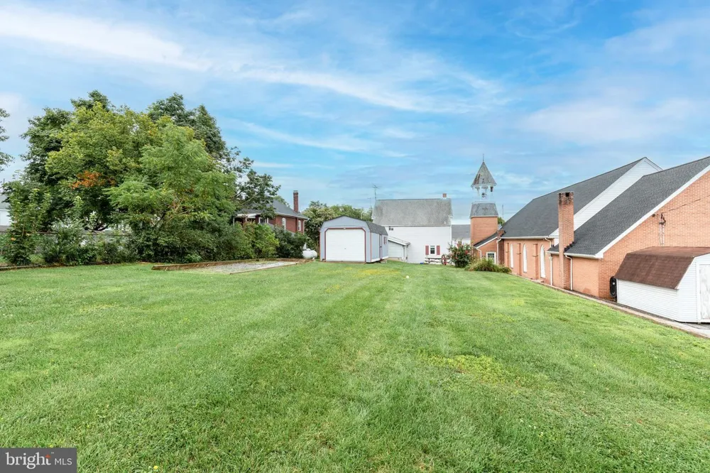 22 MIDDLE STREET Taneytown, MD 21787