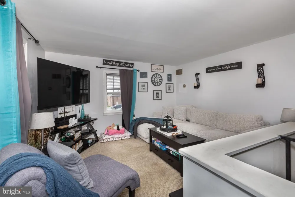 22 MIDDLE STREET Taneytown, MD 21787