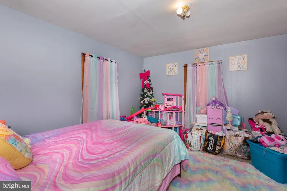 22 MIDDLE STREET Taneytown, MD 21787