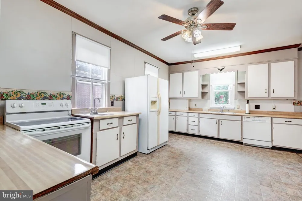 22 MIDDLE STREET Taneytown, MD 21787