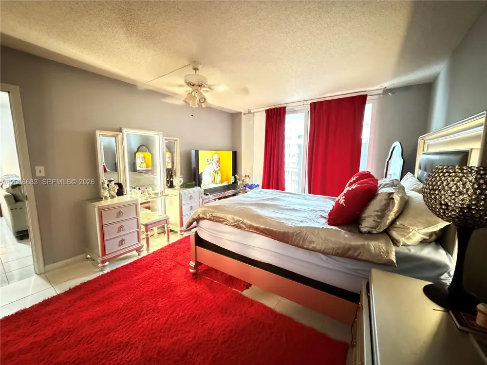 1801 S Ocean Dr #740 Hallandale Beach, FL 33009