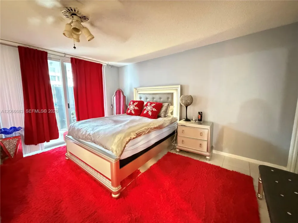 1801 S Ocean Dr #740 Hallandale Beach, FL 33009