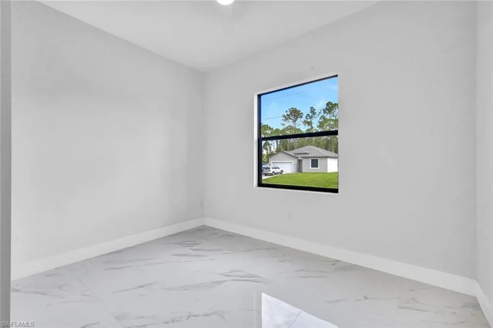 8027 Royal Circle Labelle, FL 33935