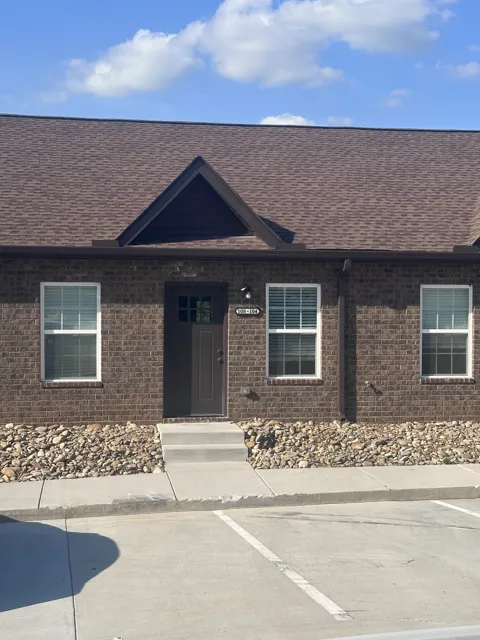 108 Warner Bridge Rd #104