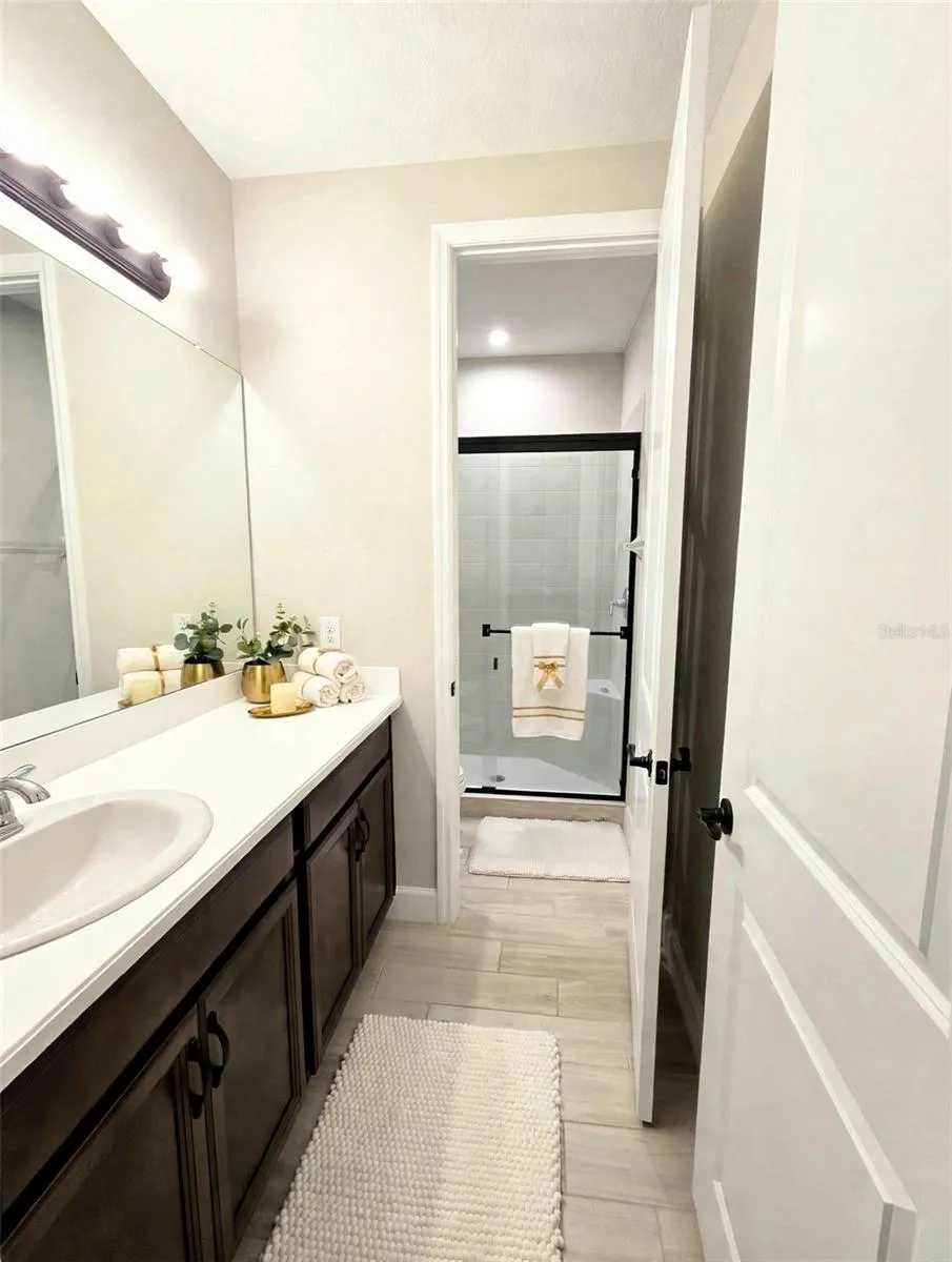 7228 BRADBURY CIRCLE Wesley Chapel, FL 33545