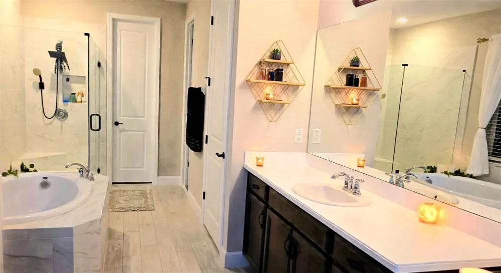 7228 BRADBURY CIRCLE Wesley Chapel, FL 33545