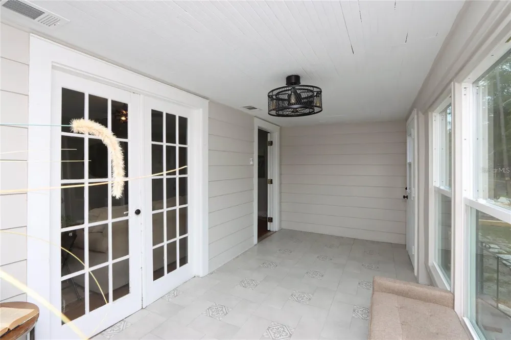 1532 13TH STREET S St Petersburg, FL 33705
