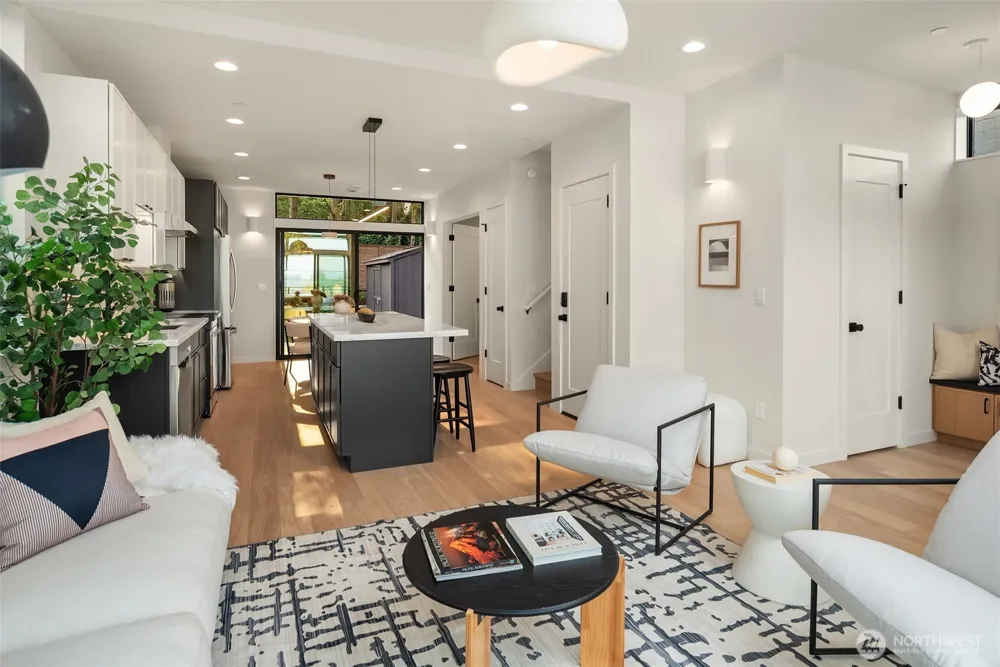 2821 Harris Place S Seattle, WA 98144