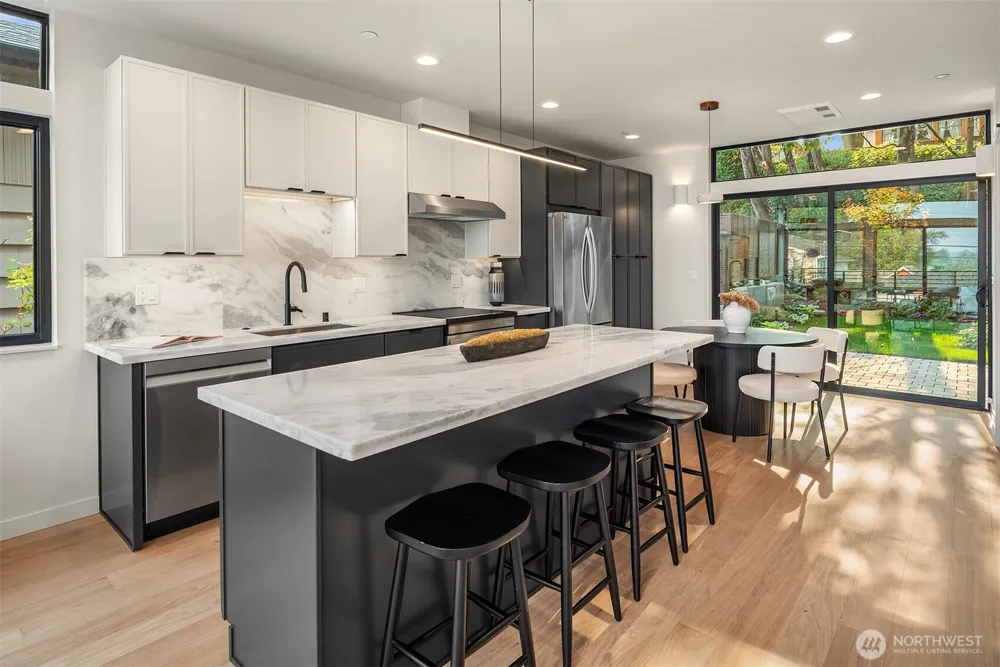 2821 Harris Place S Seattle, WA 98144