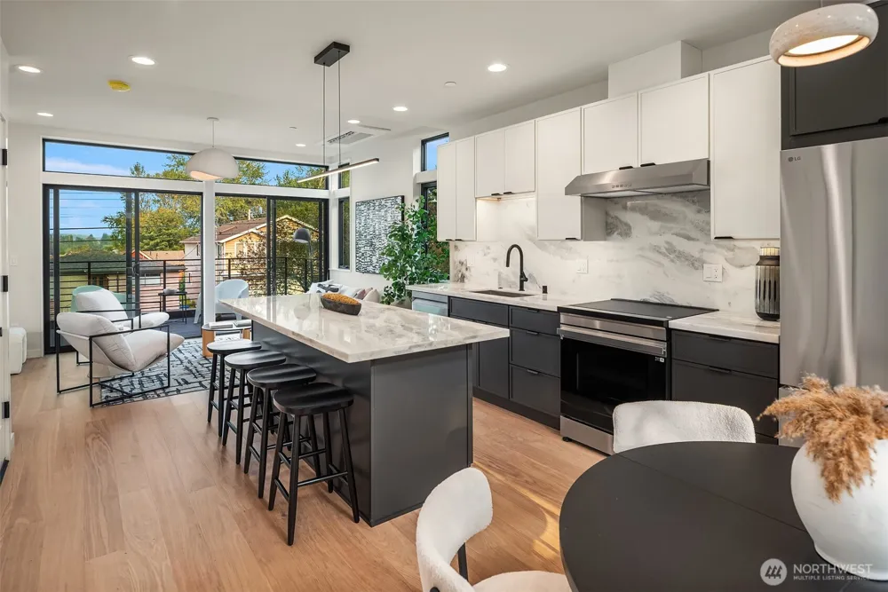2821 Harris Place S Seattle, WA 98144