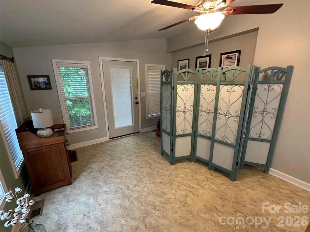 108 Hummingbird Circle New London, NC 28127