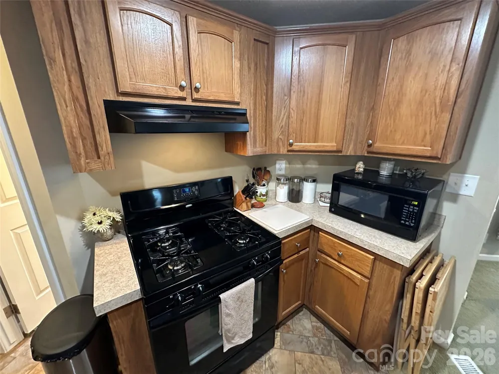 108 Hummingbird Circle New London, NC 28127