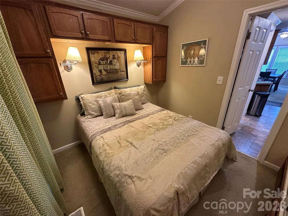 108 Hummingbird Circle New London, NC 28127
