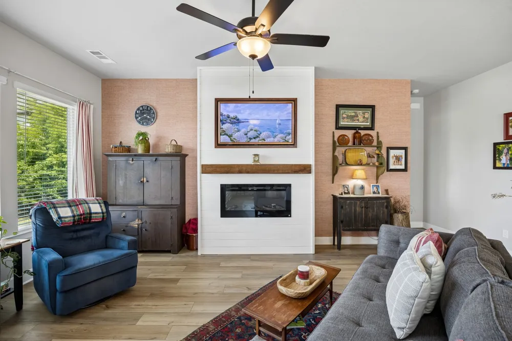 2232 Robin Way Northlake, TX 76247