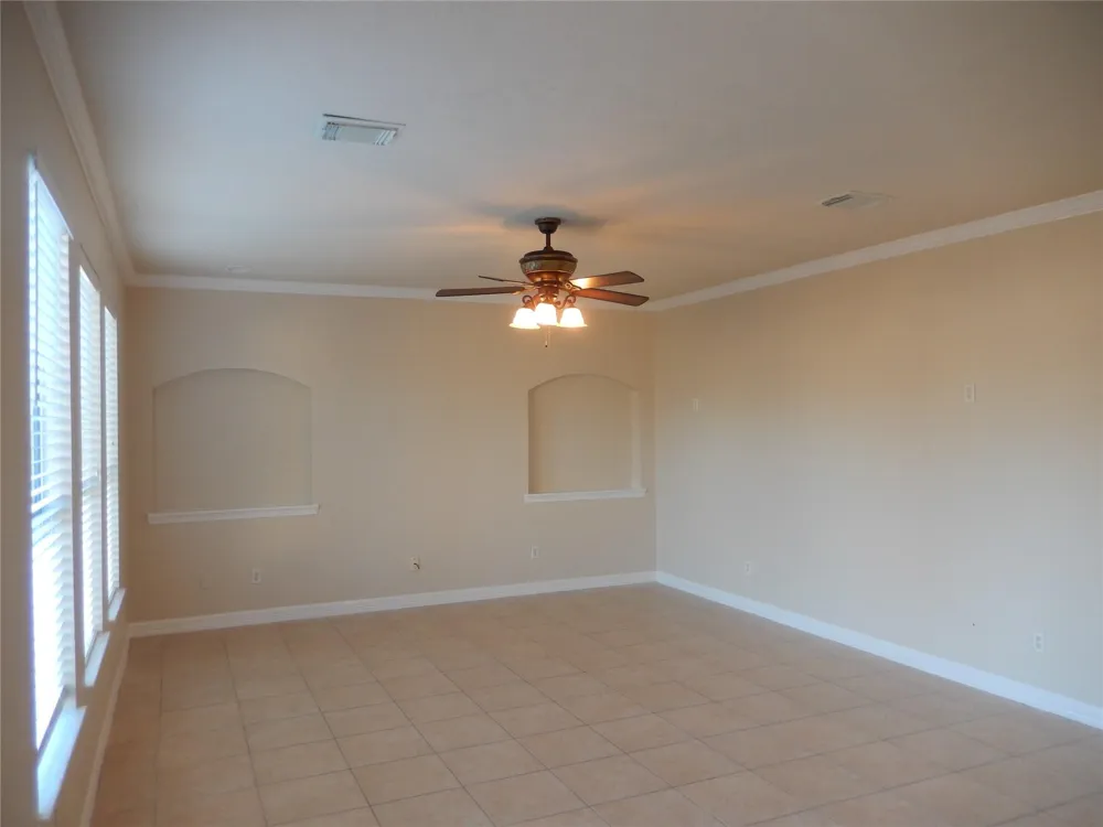 2330 Lord Nelson Drive Seabrook, TX 77586