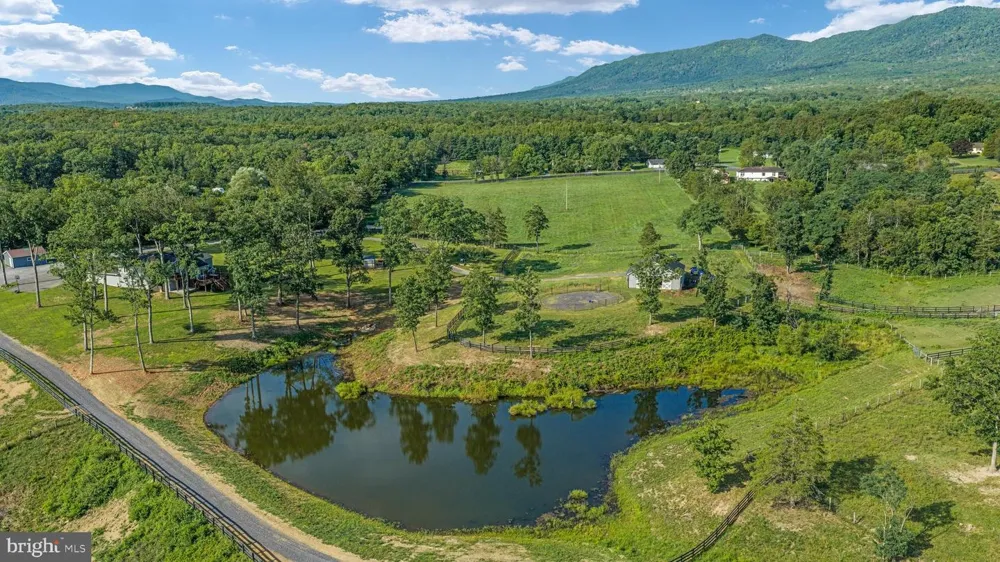 359 RIDGEWAY ROAD Front Royal, VA 22630