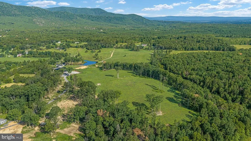 359 RIDGEWAY ROAD Front Royal, VA 22630