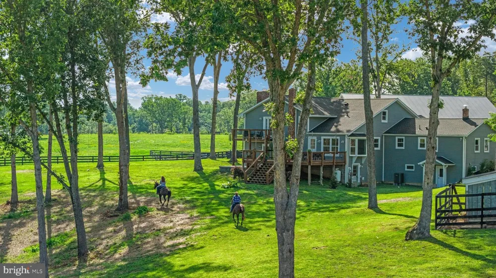 359 RIDGEWAY ROAD Front Royal, VA 22630