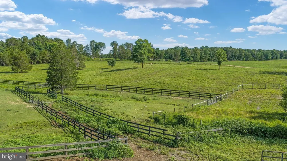 359 RIDGEWAY ROAD Front Royal, VA 22630