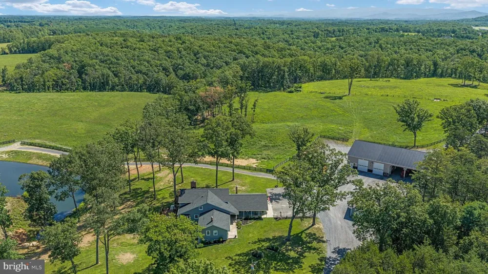 359 RIDGEWAY ROAD Front Royal, VA 22630