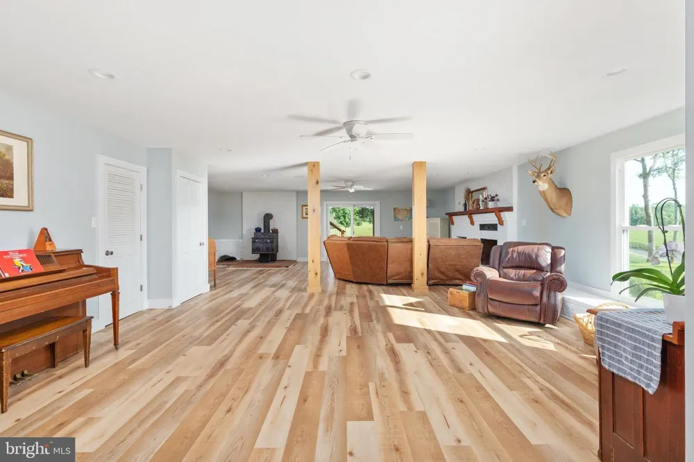 359 RIDGEWAY ROAD Front Royal, VA 22630