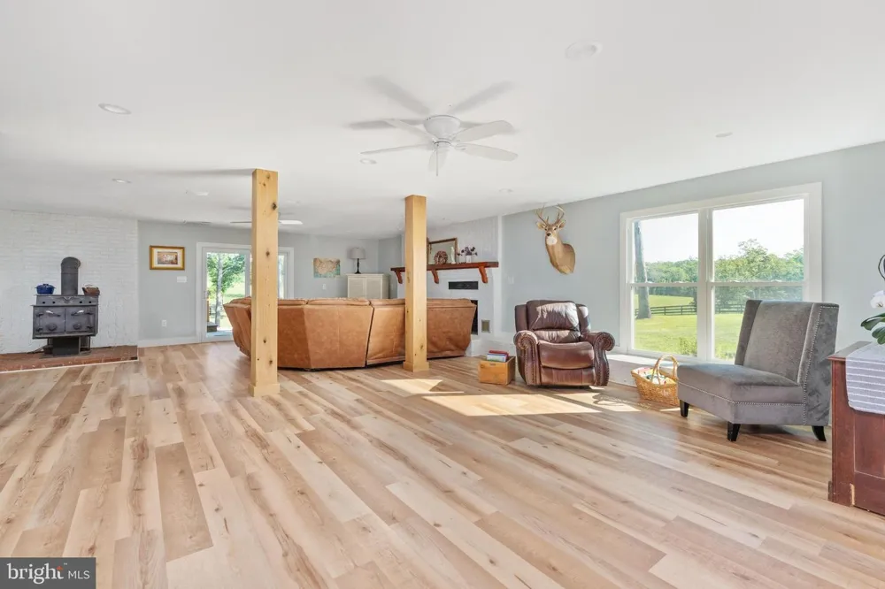 359 RIDGEWAY ROAD Front Royal, VA 22630