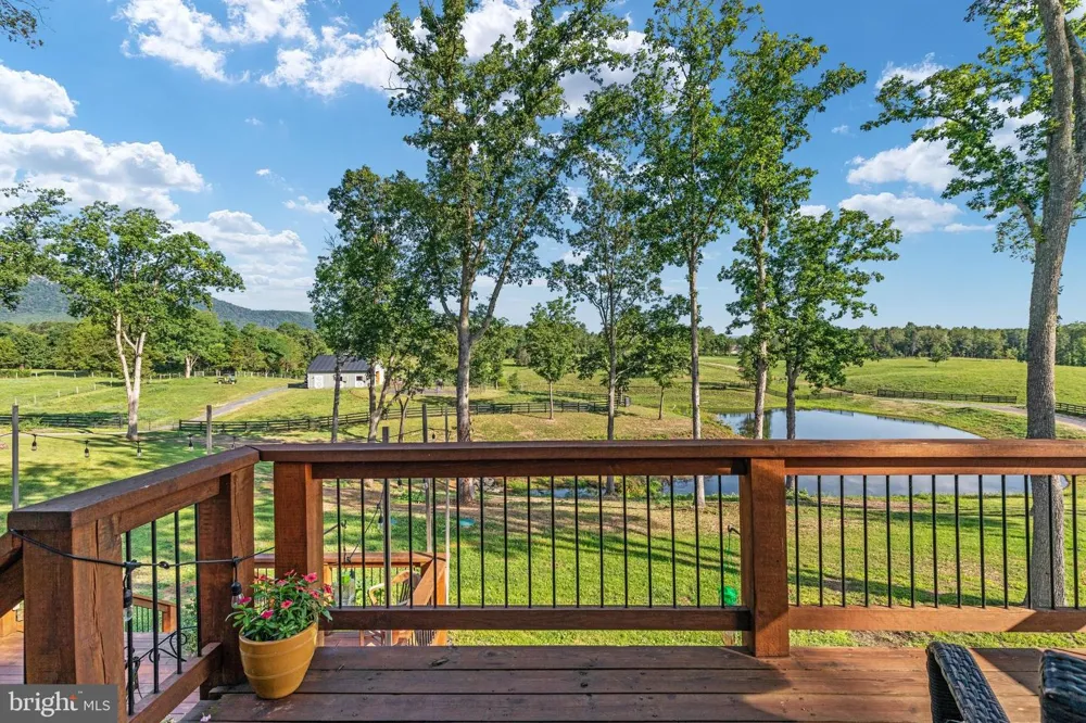 359 RIDGEWAY ROAD Front Royal, VA 22630