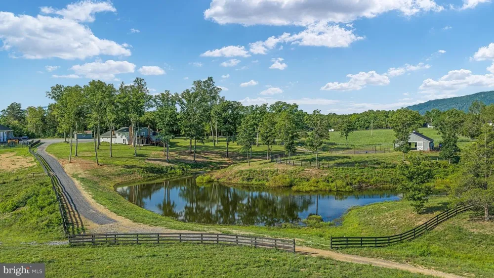 359 RIDGEWAY ROAD Front Royal, VA 22630