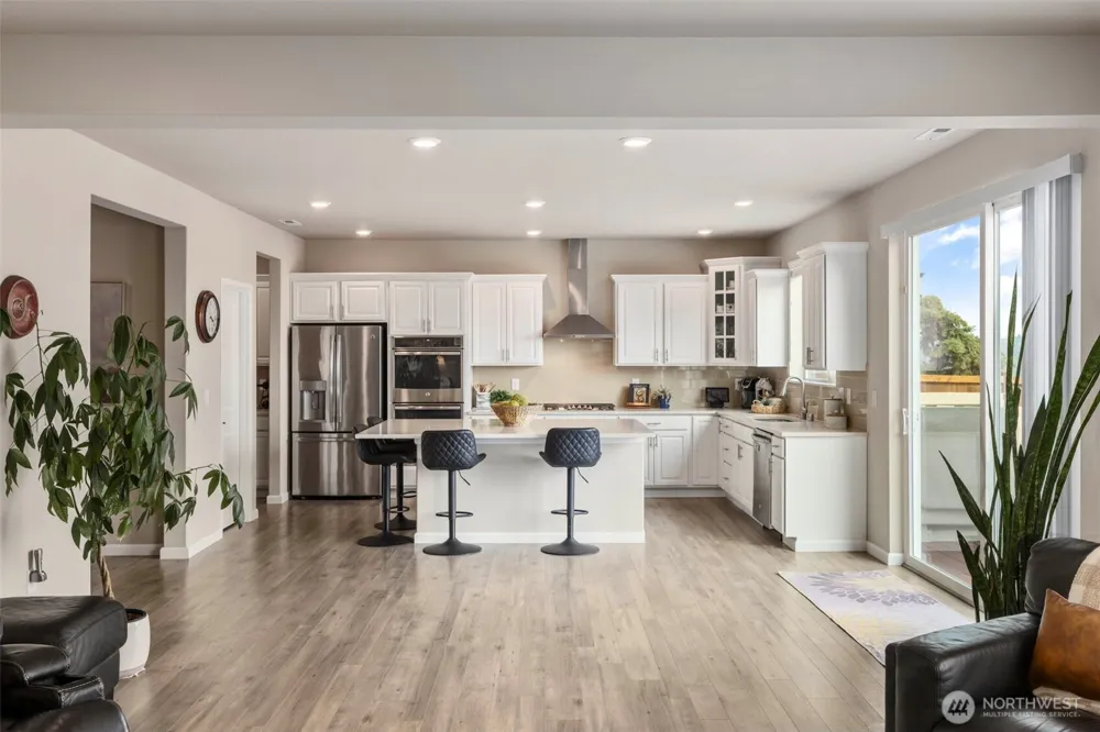 6651 S 298th Place Auburn, WA 98001