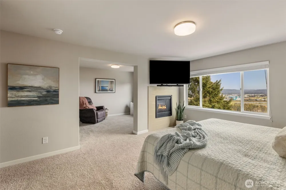 6651 S 298th Place Auburn, WA 98001