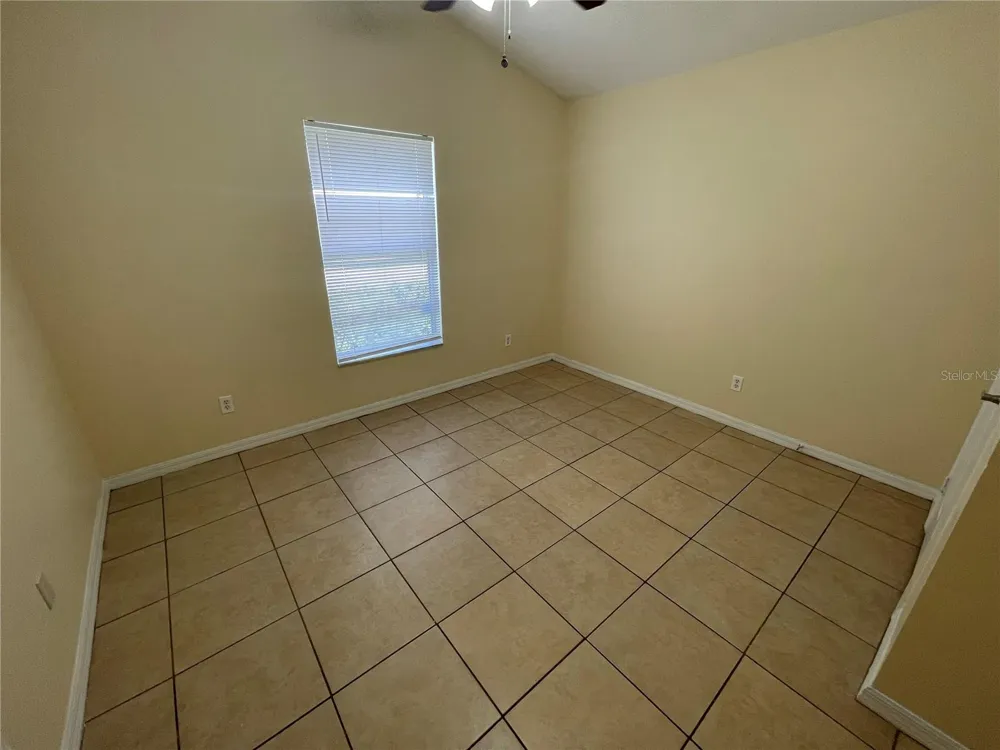1406 VISTA DEL LAGO BOULEVARD Dundee, FL 33838