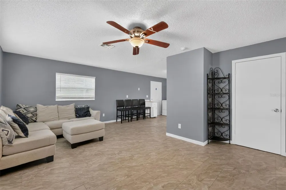1454 HOWARD STREET Groveland, FL 34736
