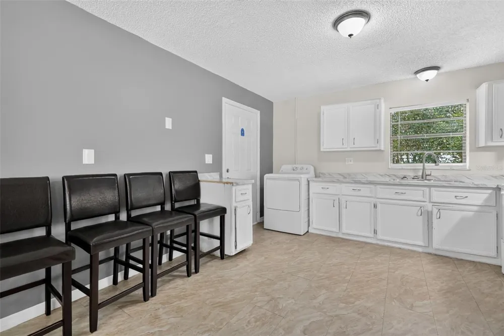 1454 HOWARD STREET Groveland, FL 34736