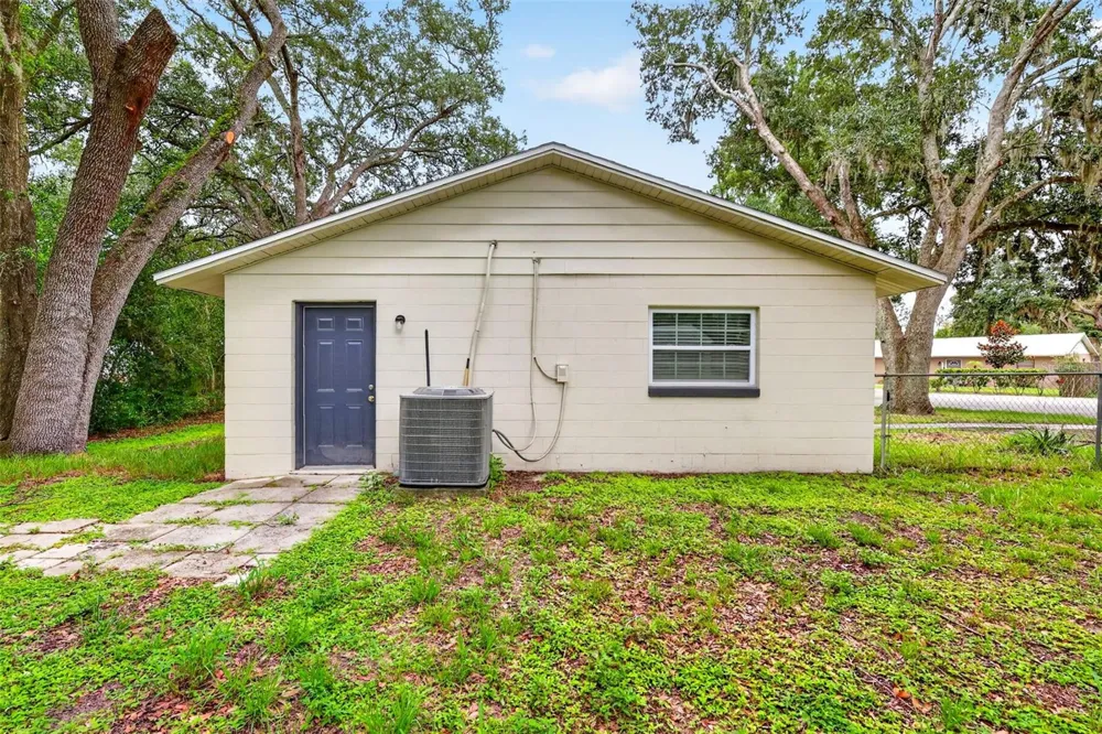1454 HOWARD STREET Groveland, FL 34736