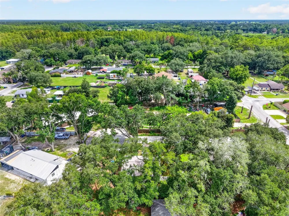 1454 HOWARD STREET Groveland, FL 34736