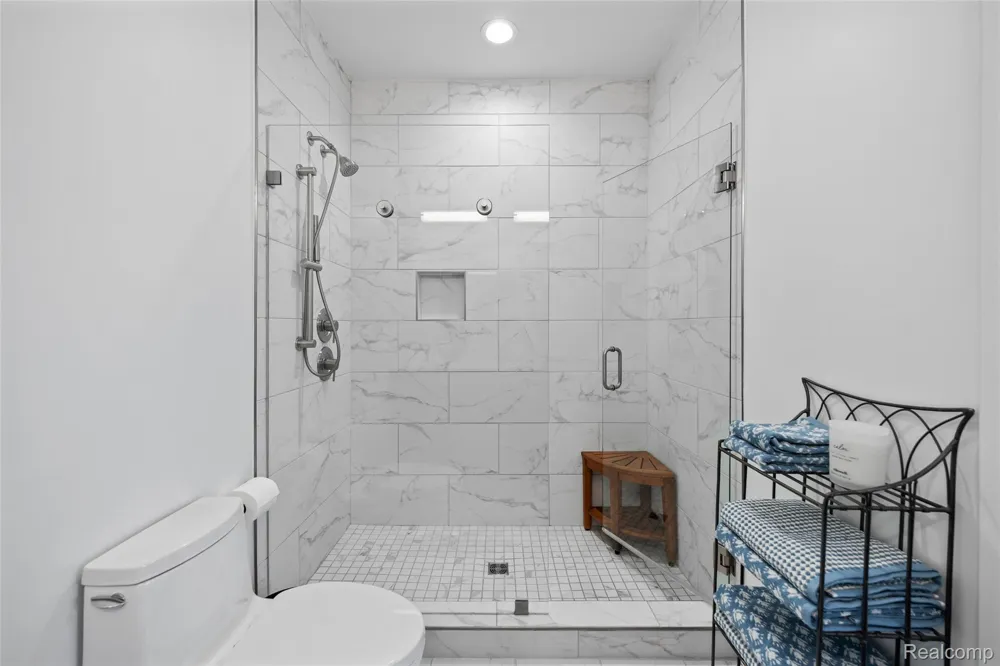 2814 John R Detroit City, MI 48201