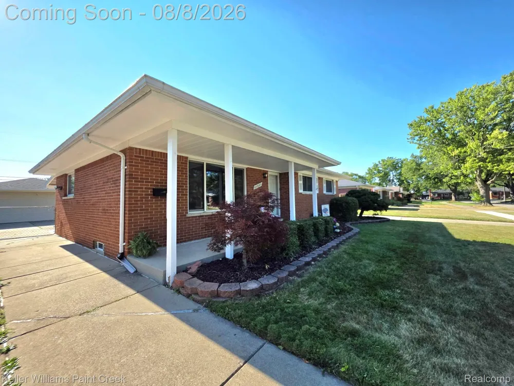 31527 Pinto Drive Warren City, MI 48093