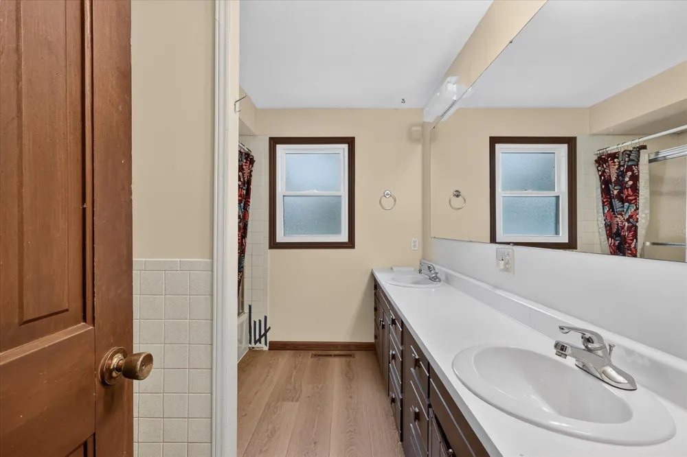 11012 Green Lake Road Thornapple Township, MI 49333