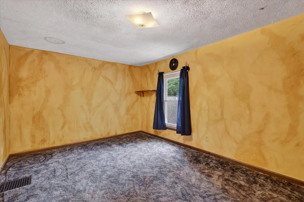11012 Green Lake Road Thornapple Township, MI 49333