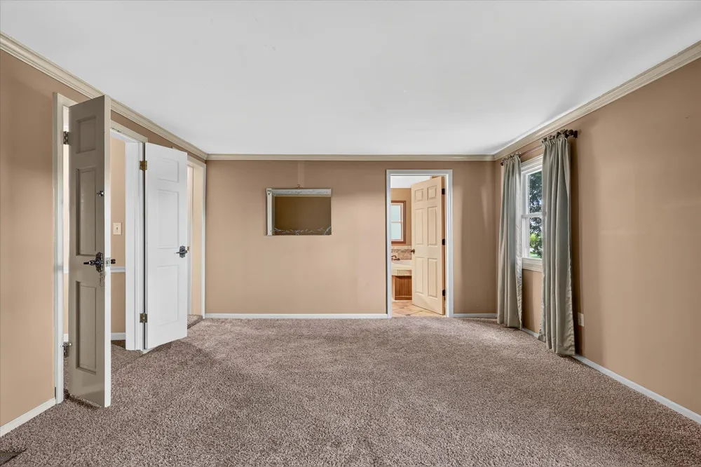 11012 Green Lake Road Thornapple Township, MI 49333