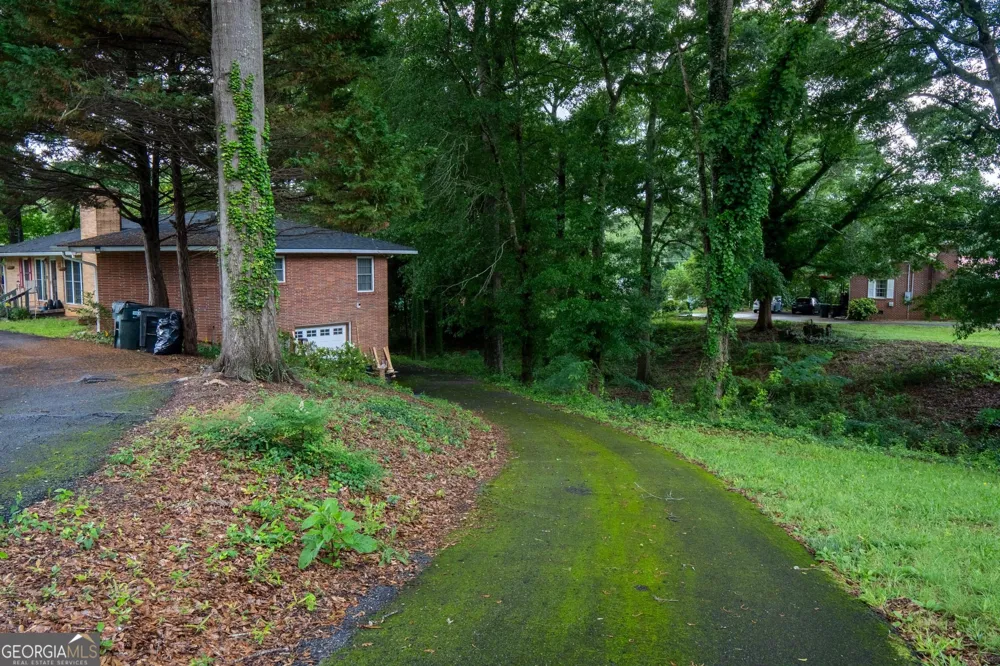 122 Springdale DR Thomaston, GA 30286