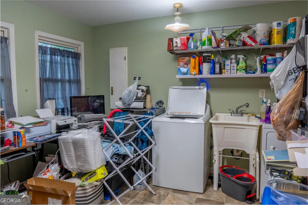 122 Springdale DR Thomaston, GA 30286