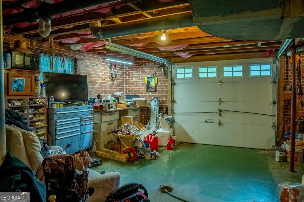 122 Springdale DR Thomaston, GA 30286