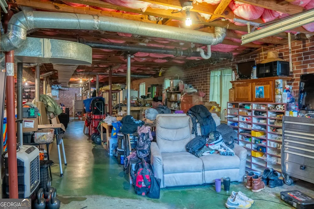 122 Springdale DR Thomaston, GA 30286