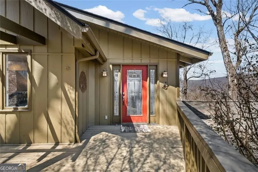 360 Locust TRL Jasper, GA 30143