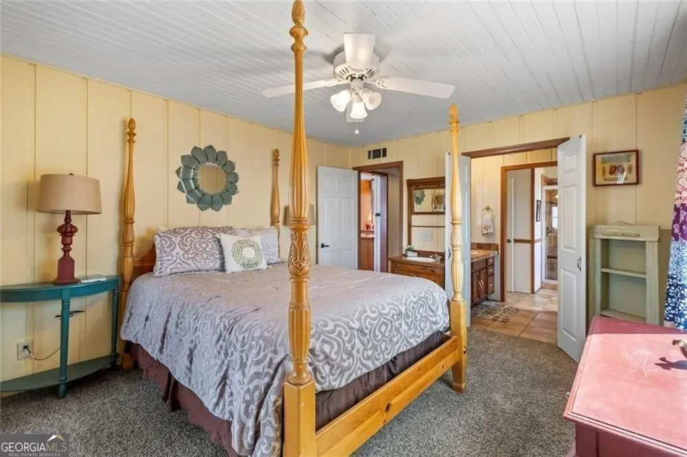360 Locust TRL Jasper, GA 30143