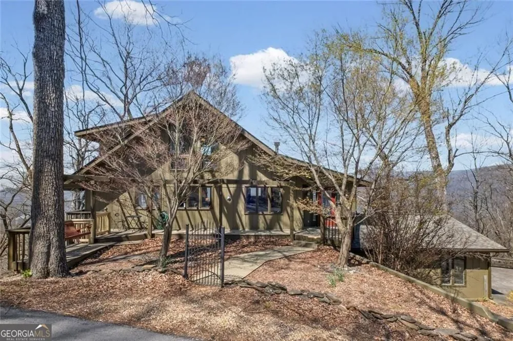 360 Locust TRL Jasper, GA 30143