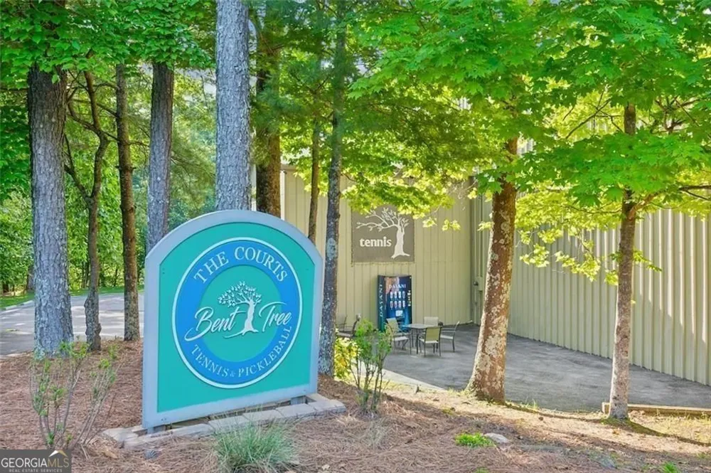 360 Locust TRL Jasper, GA 30143
