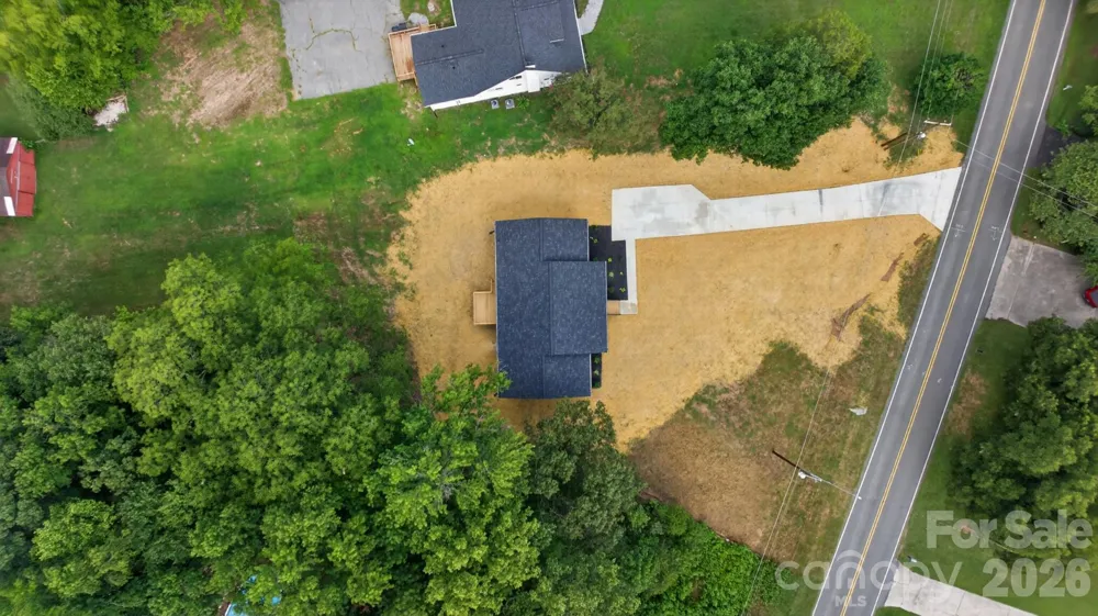 2274 Darwick Road Winston Salem, NC 27127