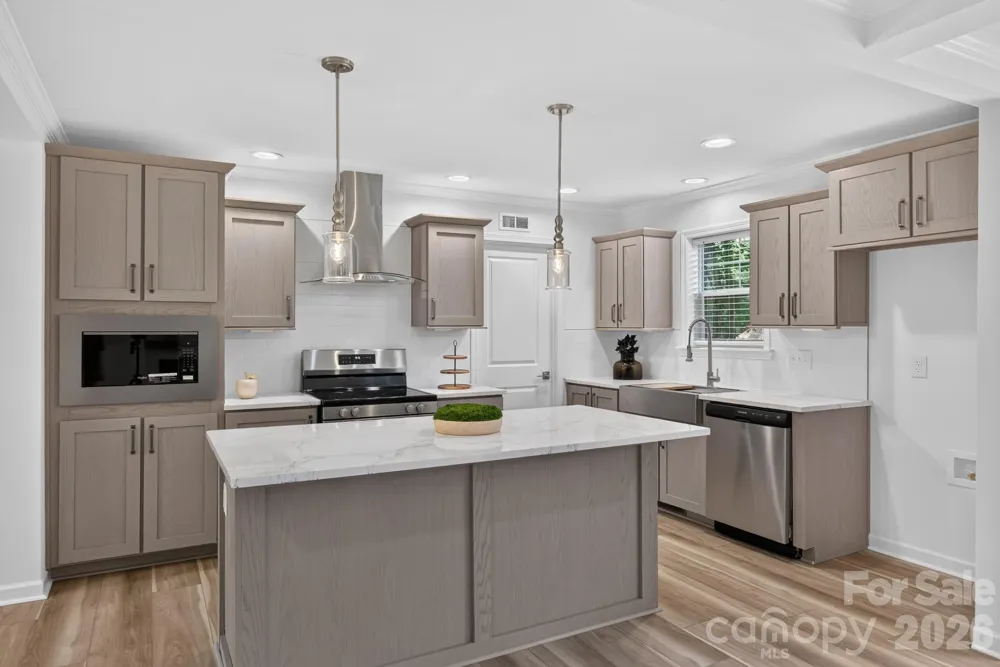 2274 Darwick Road Winston Salem, NC 27127